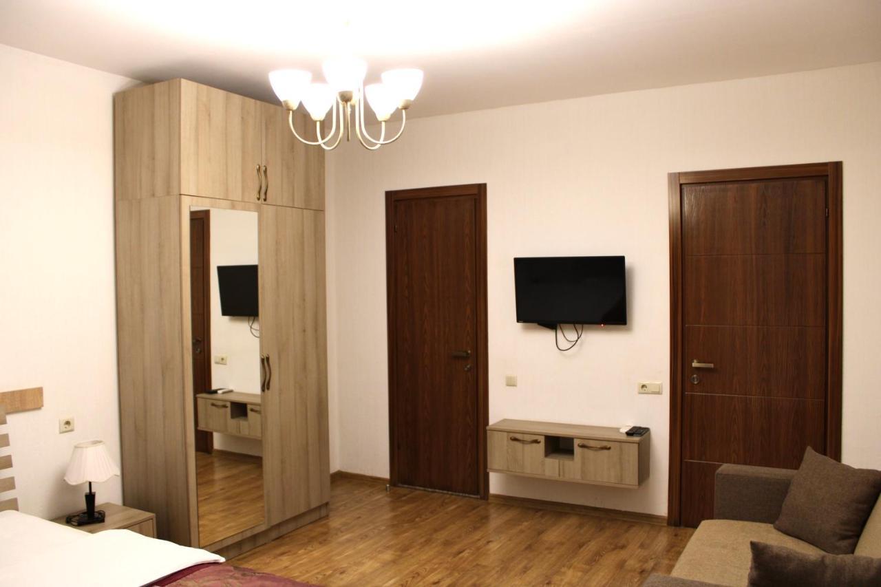 Tiflis Great View Hotel Экстерьер фото